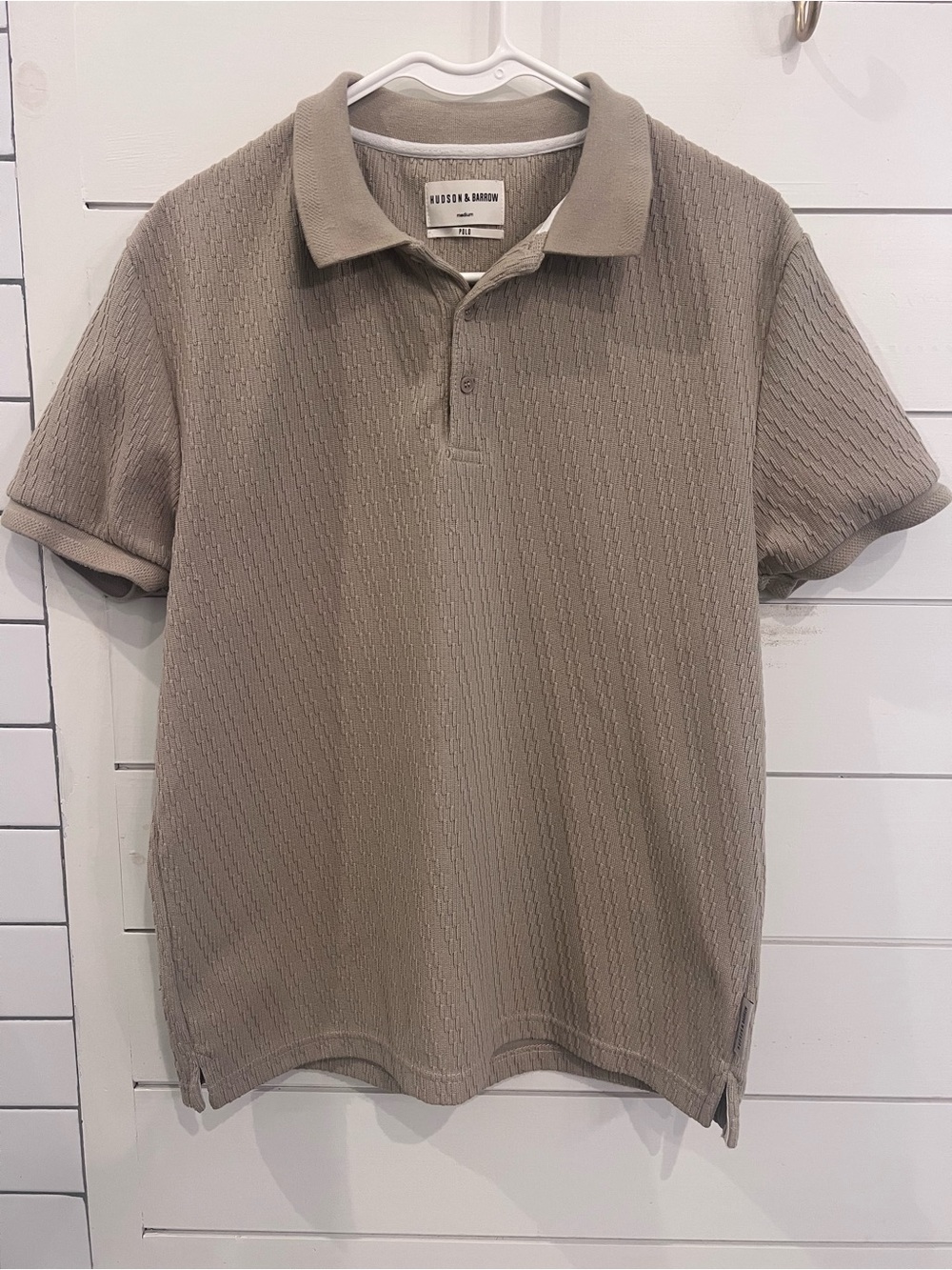 Hudson & Barrow Short Sleeve Textured Polo in Taupe